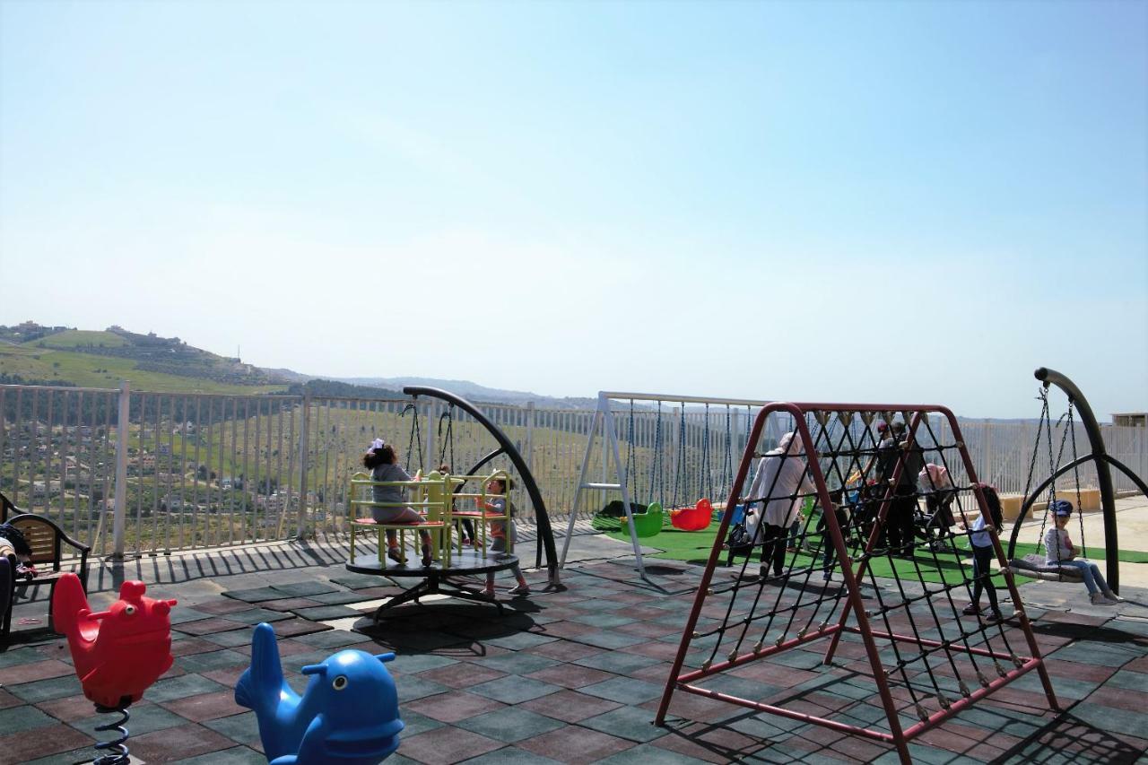 Sindyan Resort Amman Buitenkant foto
